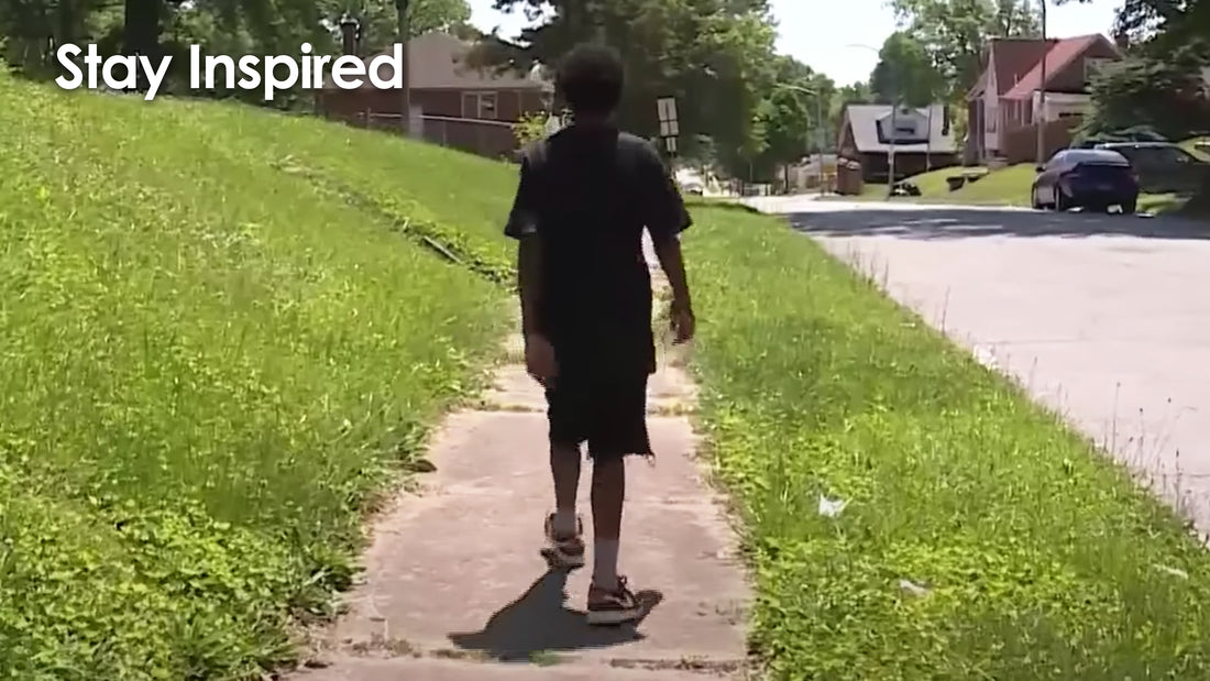 Teen walked 6 miles to his graduation then NFL player gifts car